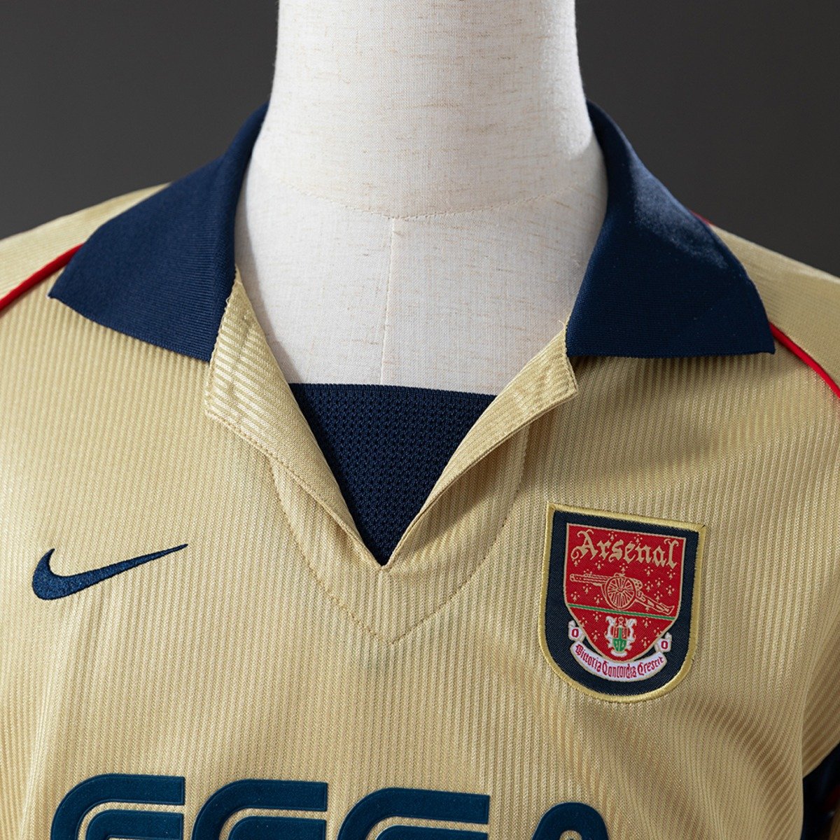arsenal 01 02 away retro jersey 003 arsenal 01 02 away retro jersey 003
