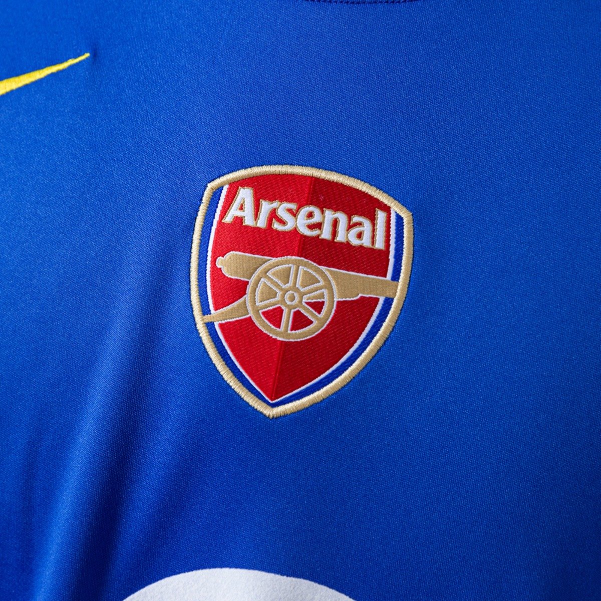 arsenal 04 05 away retro jersey 005 arsenal 04 05 away retro jersey 005