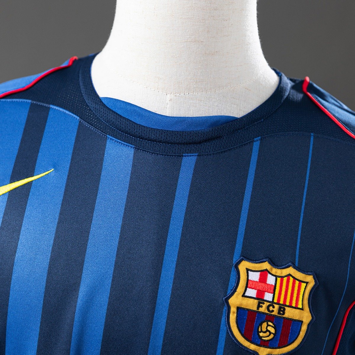 barcelona 04 05 away retro jersey 003 barcelona 04 05 away retro jersey 003