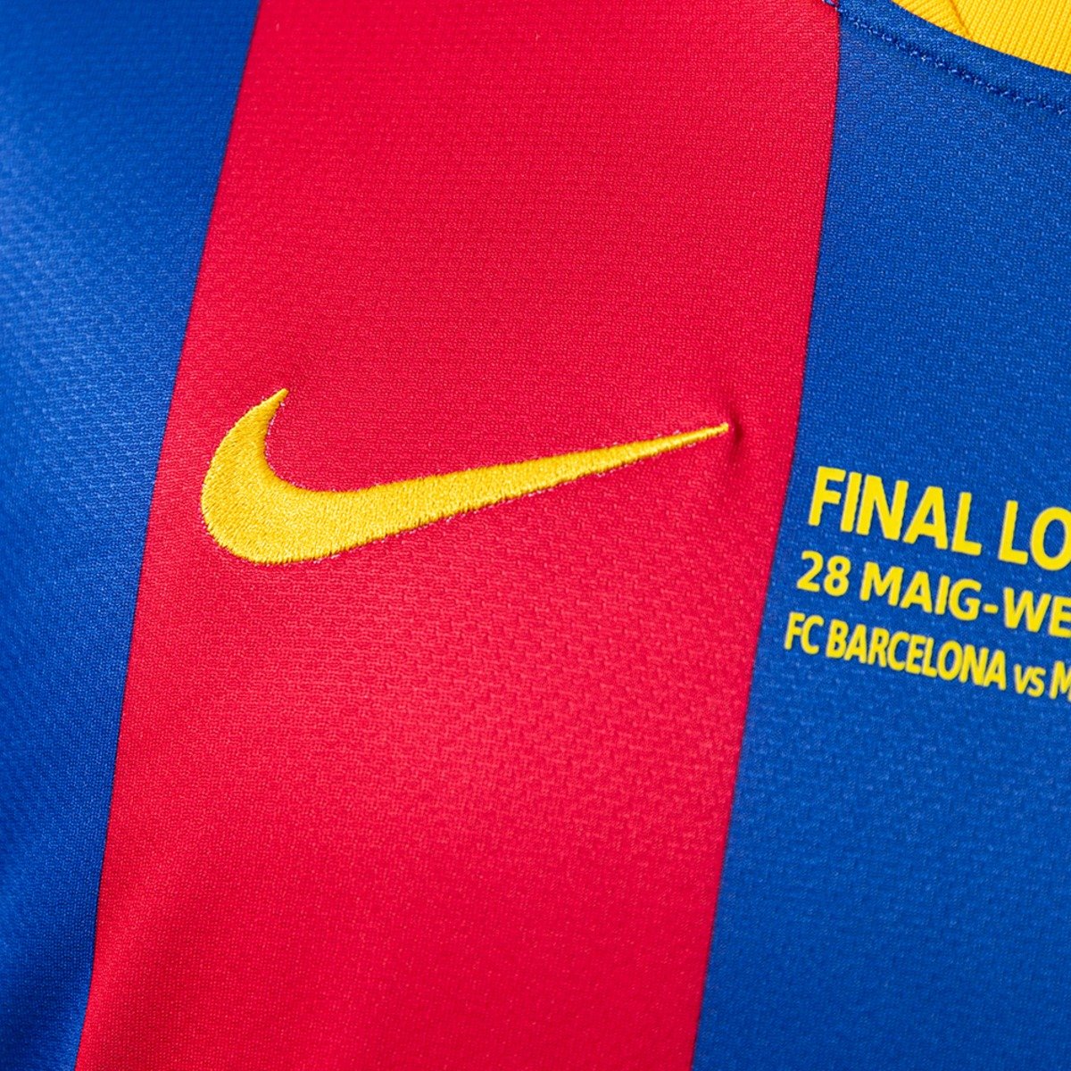 barcelona 10 11 home long sleeve retro jersey 006 barcelona 10 11 home long sleeve retro jersey 006
