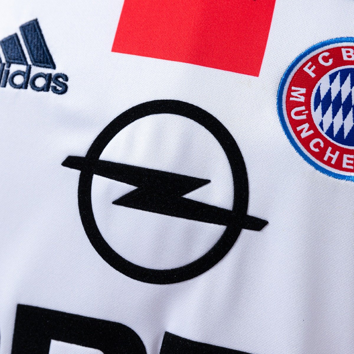 bayern munich 00 02 away retro jersey 007 bayern munich 00 02 away retro jersey 007