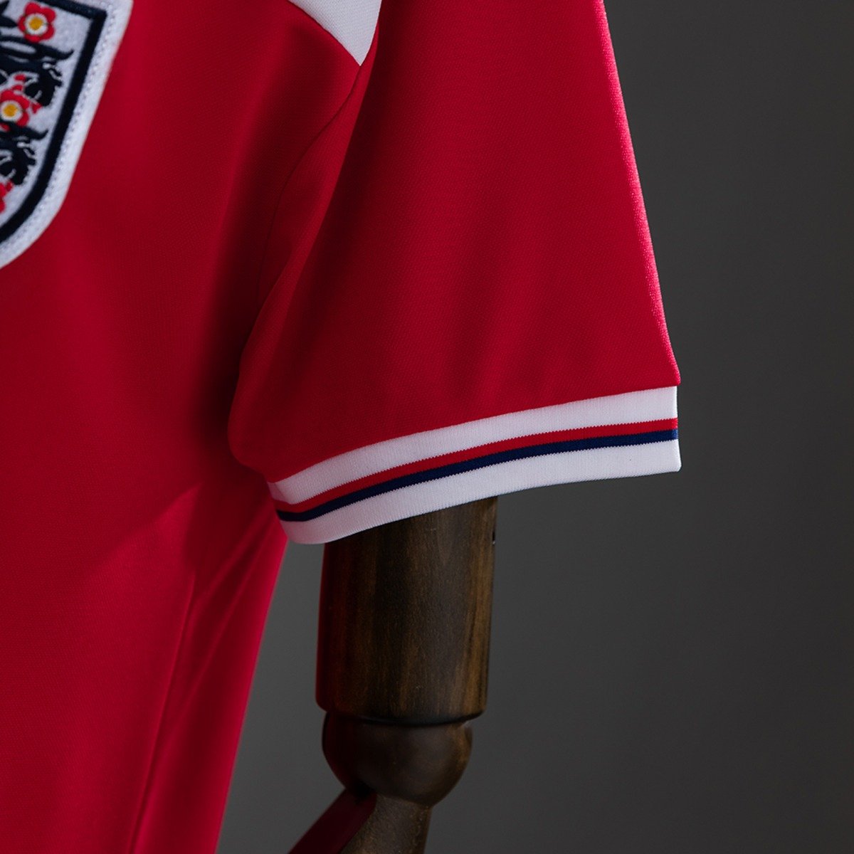 england 1982 away retro jersey 006 england 1982 away retro jersey 006