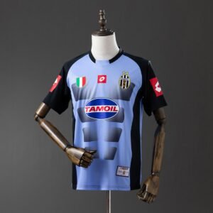 juventus 02 03 goalkeeper retro jersey 001