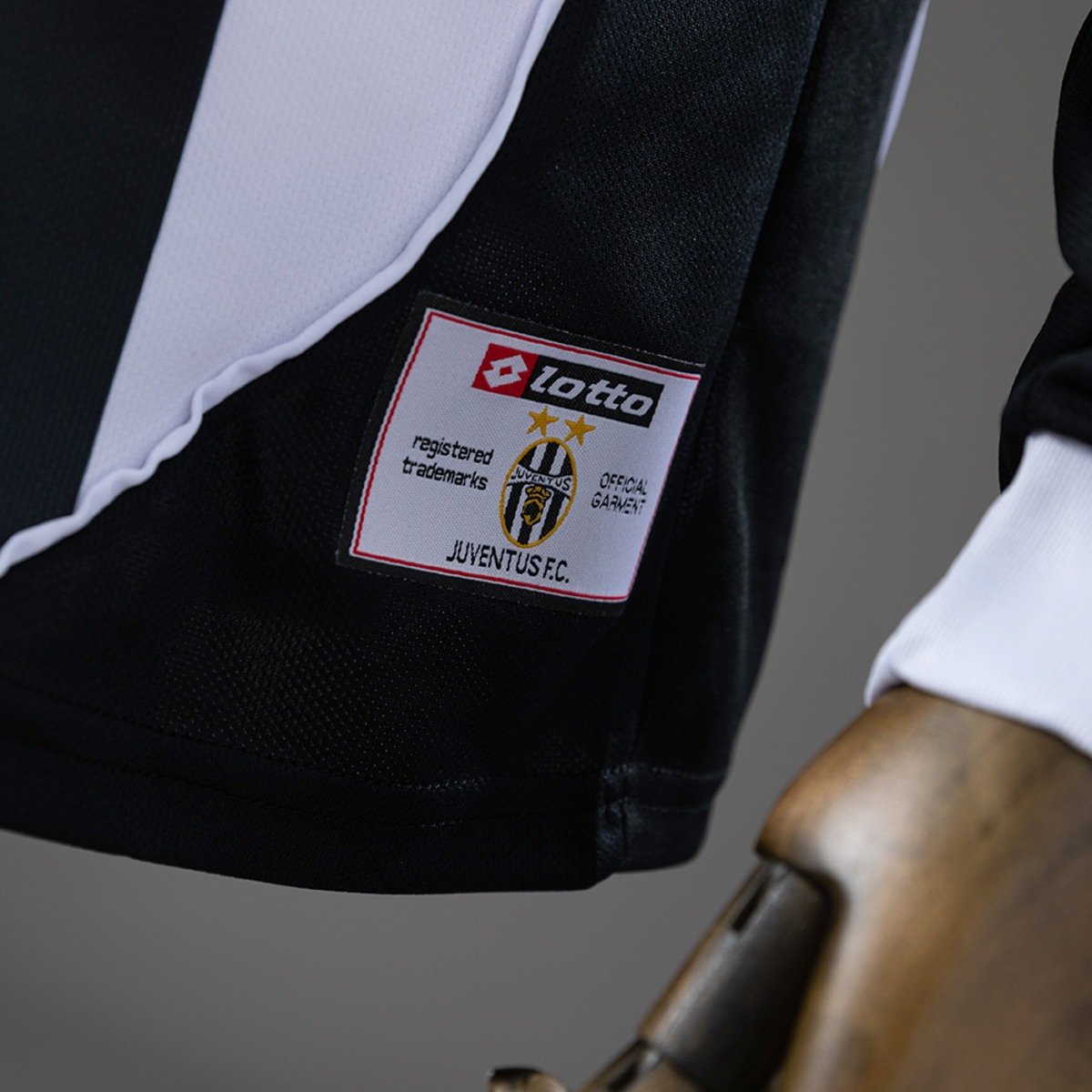 juventus 02 03 home long sleeve retro jersey 009 juventus 02 03 home long sleeve retro jersey 009