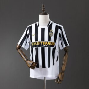 juventus 03 04 home retro jersey 001