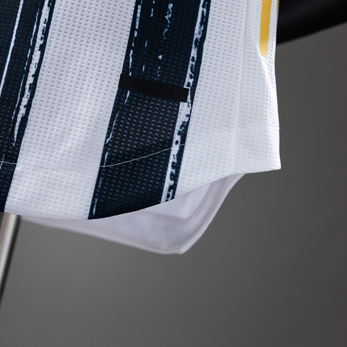 juventus 20 21 home player version retro jersey 007 juventus 20 21 home player version retro jersey 007