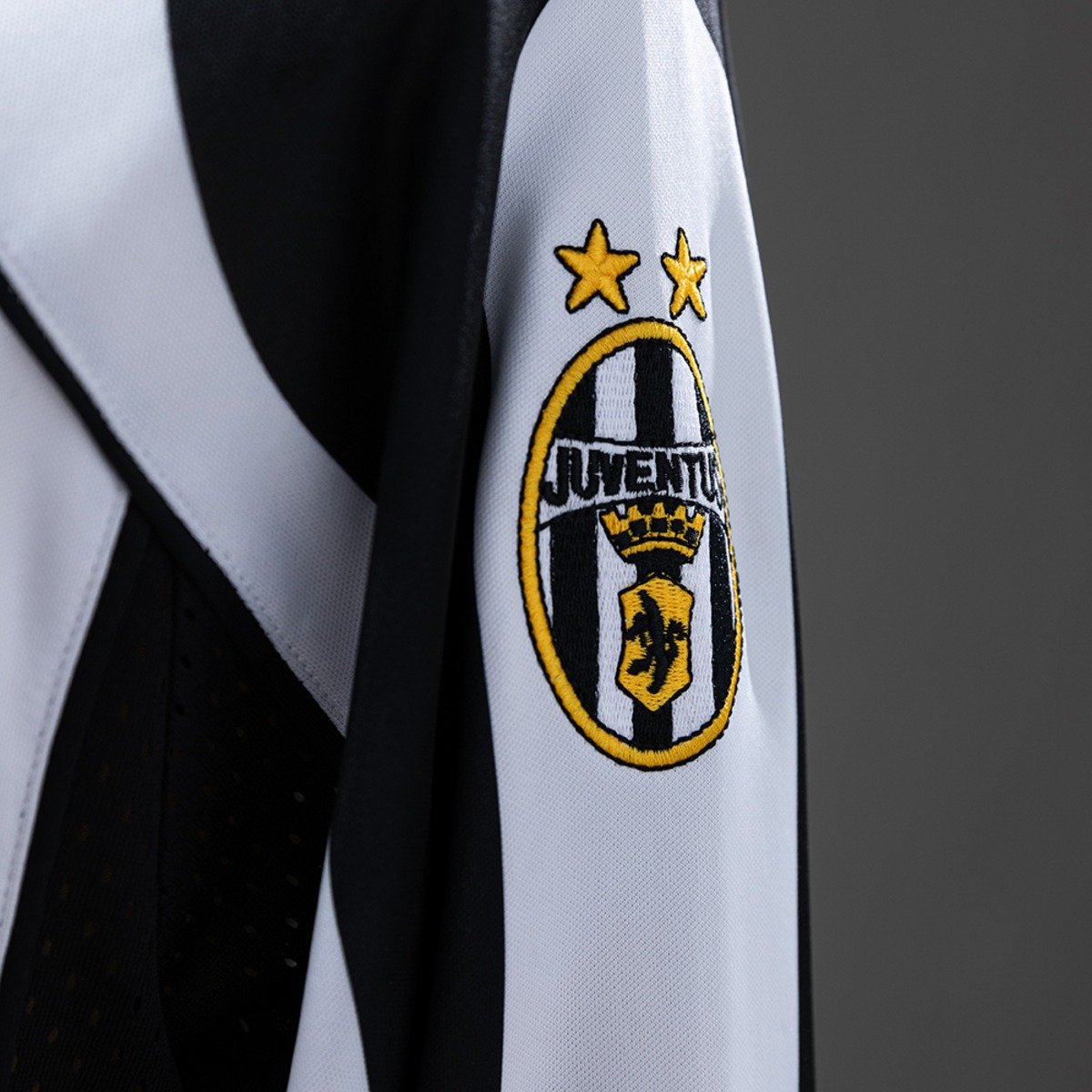 juventus 97 98 home long sleeve retro jersey 006 juventus 97 98 home long sleeve retro jersey 006