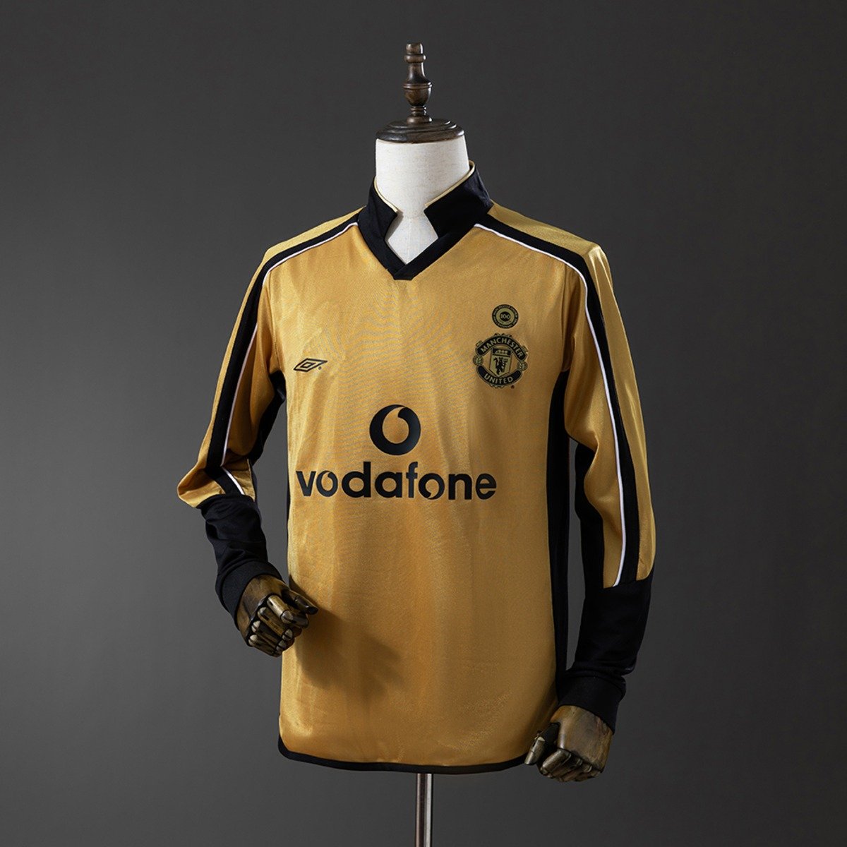 manchester united 01 02 centennial edition reversible long sleeve retro jersey 002 1.jpg manchester united 01 02 centennial edition reversible long sleeve retro jersey 002 1.jpg