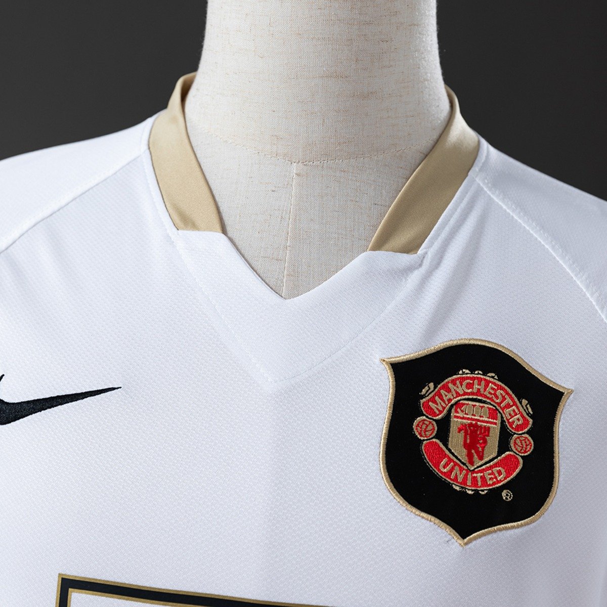 manchester united 06 07 away retro jersey 003 manchester united 06 07 away retro jersey 003