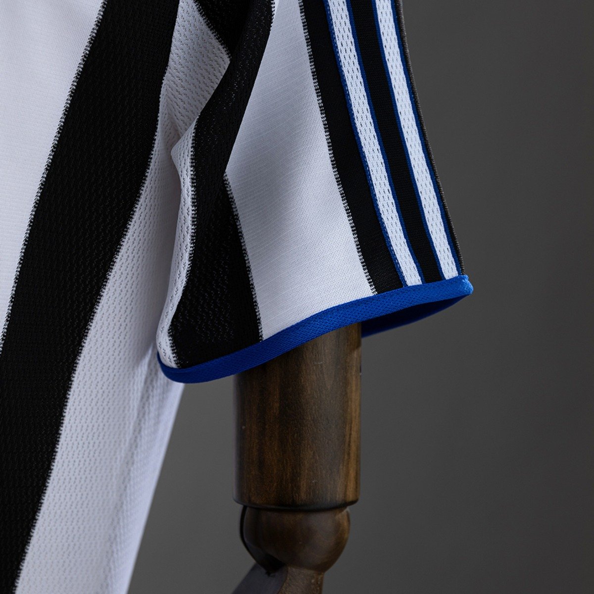 newcastle united 99 00 home retro jersey 007 newcastle united 99 00 home retro jersey 007