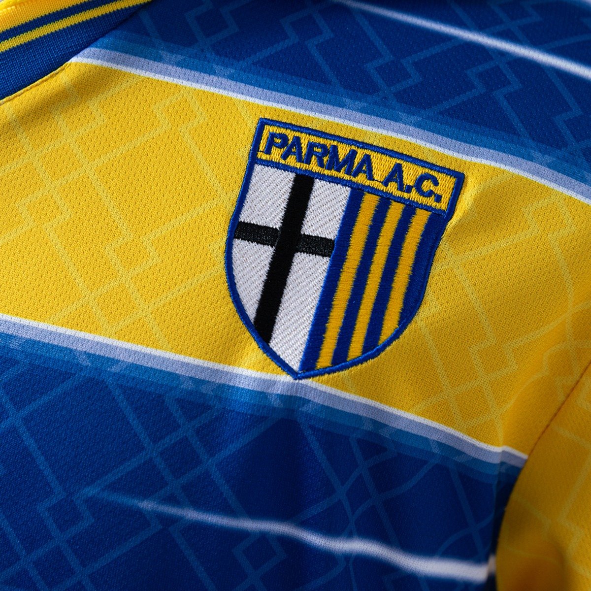 parma calcio 98 99 home long sleeve retro jersey 005 parma calcio 98 99 home long sleeve retro jersey 005