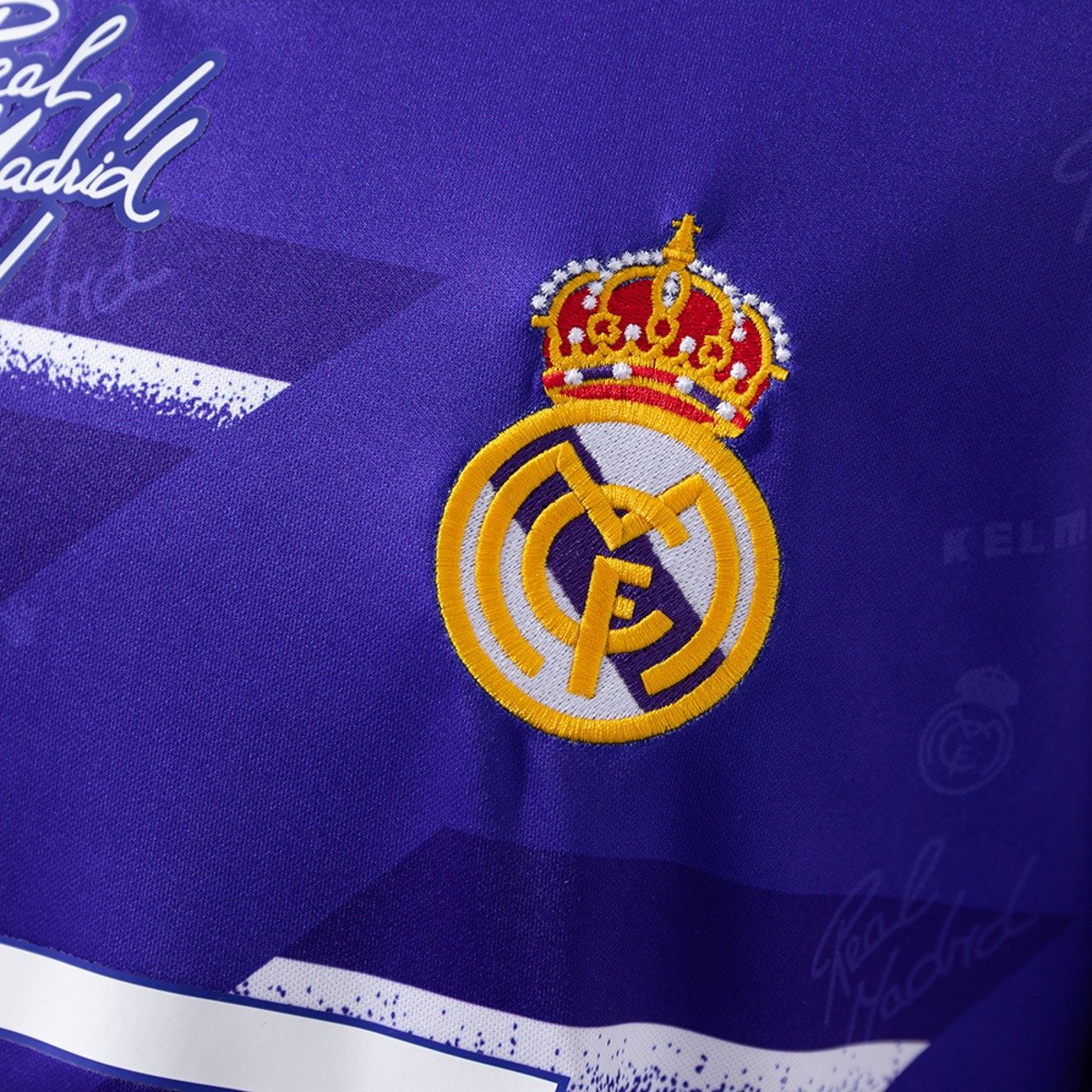 real madrid 94 96 away retro jersey 005 2.jpg real madrid 94 96 away retro jersey 005 2.jpg