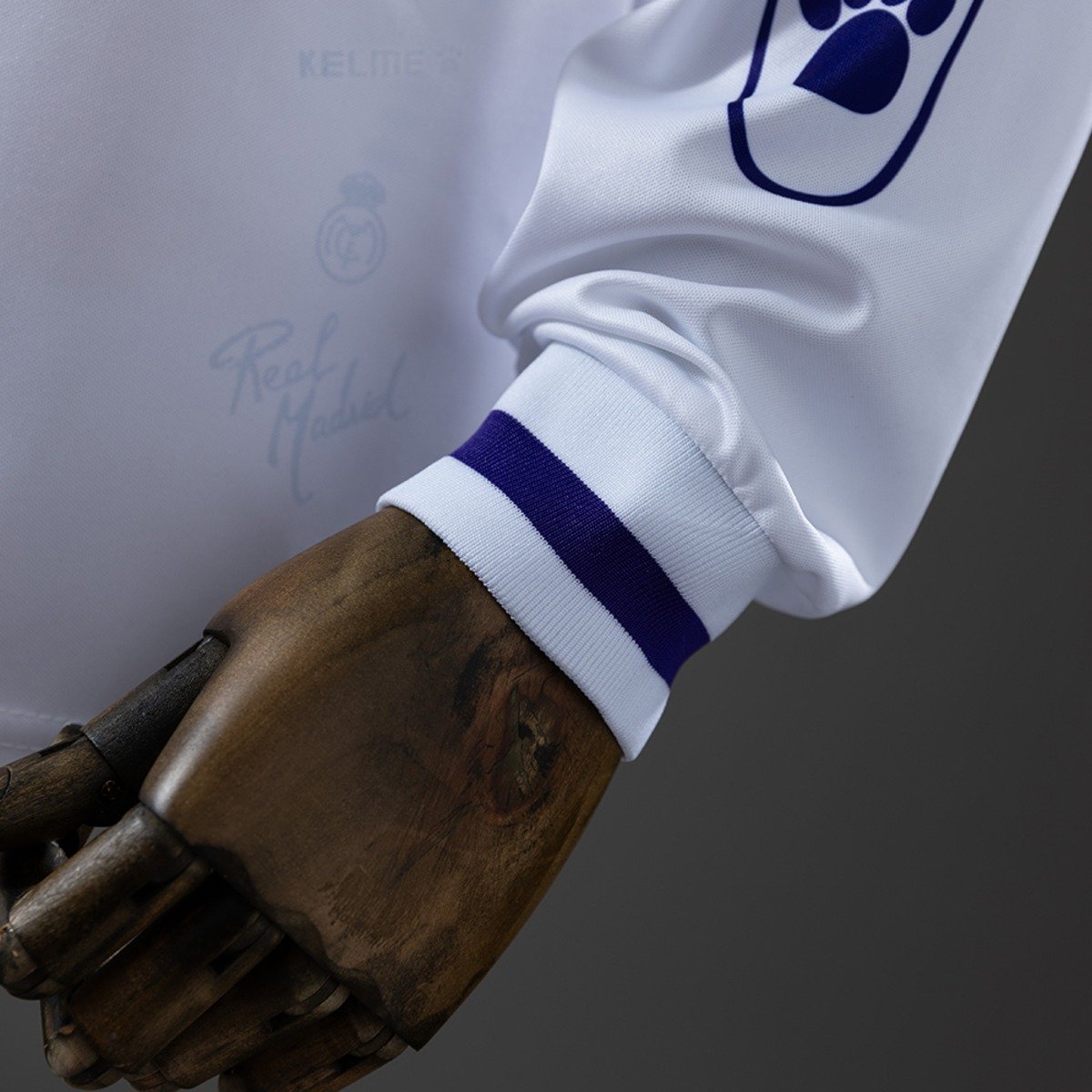 real madrid 94 96 home long sleeve retro jersey 007 2.jpg real madrid 94 96 home long sleeve retro jersey 007 2.jpg