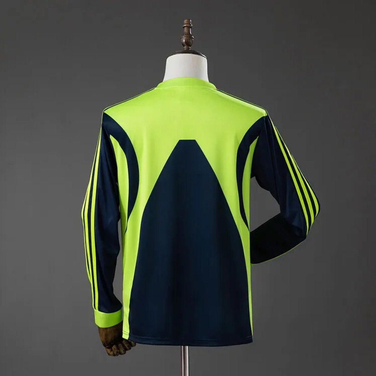 real madrid 99 00 retro gk long sleeve jersey 002 2.jpg real madrid 99 00 retro gk long sleeve jersey 002 2.jpg