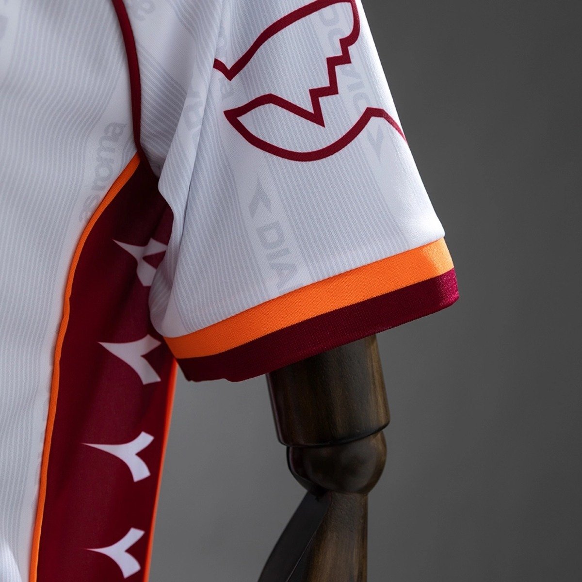 roma 99 00 away retro jersey 005 2.jpg roma 99 00 away retro jersey 005 2.jpg