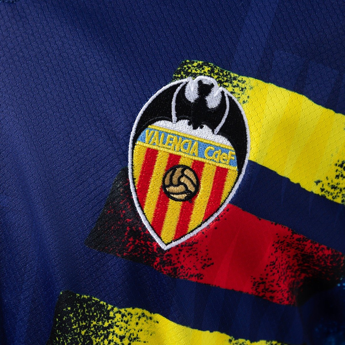 valencia 96 97 away retro jersey 005 2.jpg valencia 96 97 away retro jersey 005 2.jpg