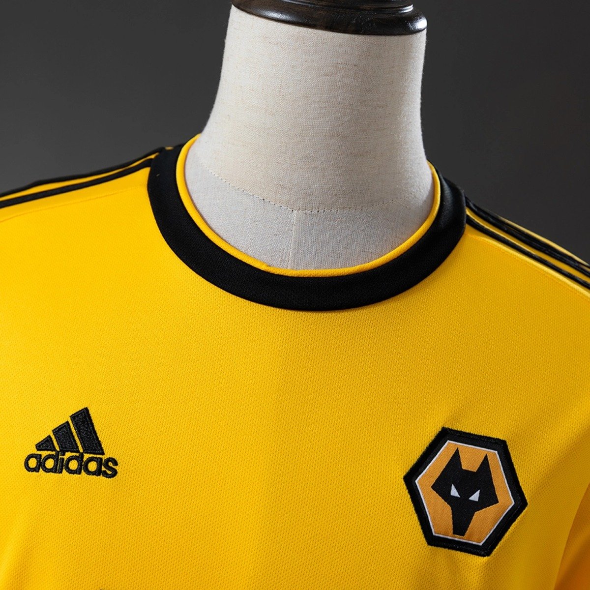 wolves 18 19 home retro jersey 003 2.jpg wolves 18 19 home retro jersey 003 2.jpg