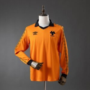 wolves 80 81 home long sleeve retro jersey 001 2.jpg