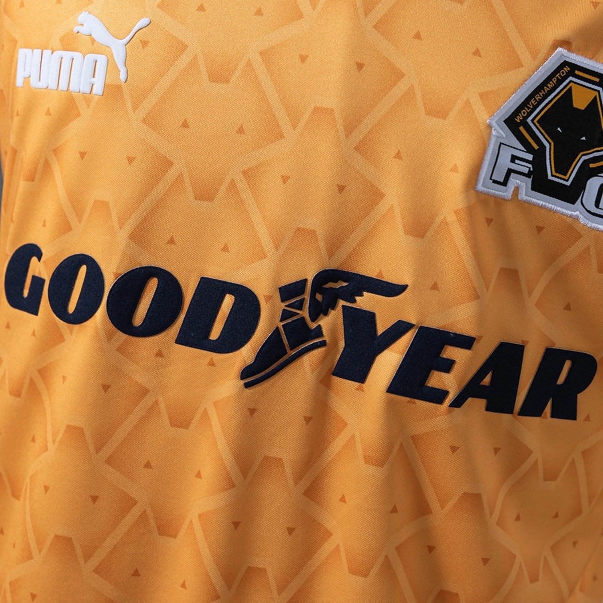 wolves 96 98 home retro jersey 003 2.jpg wolves 96 98 home retro jersey 003 2.jpg
