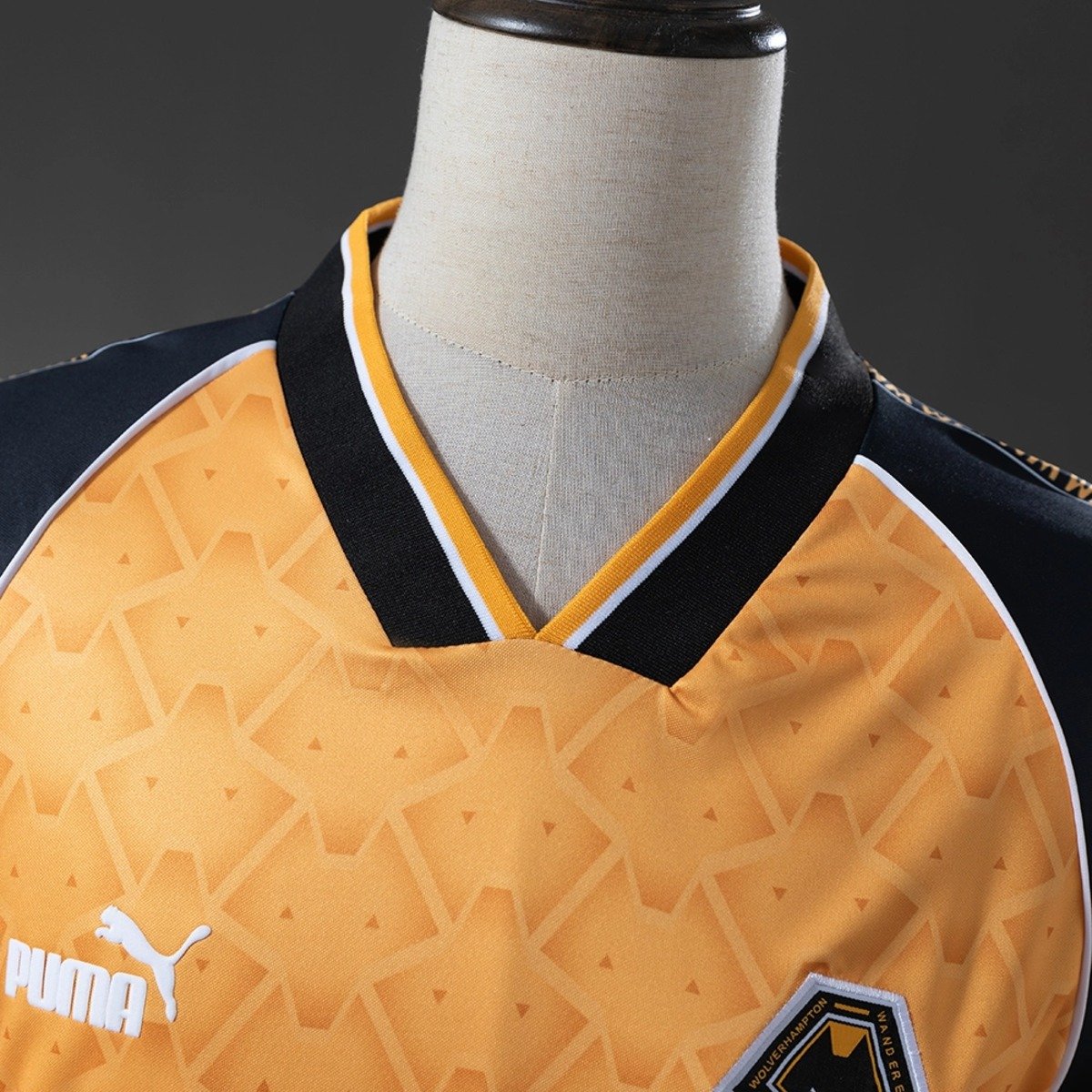 wolves 96 98 home retro jersey 008 2.jpg wolves 96 98 home retro jersey 008 2.jpg