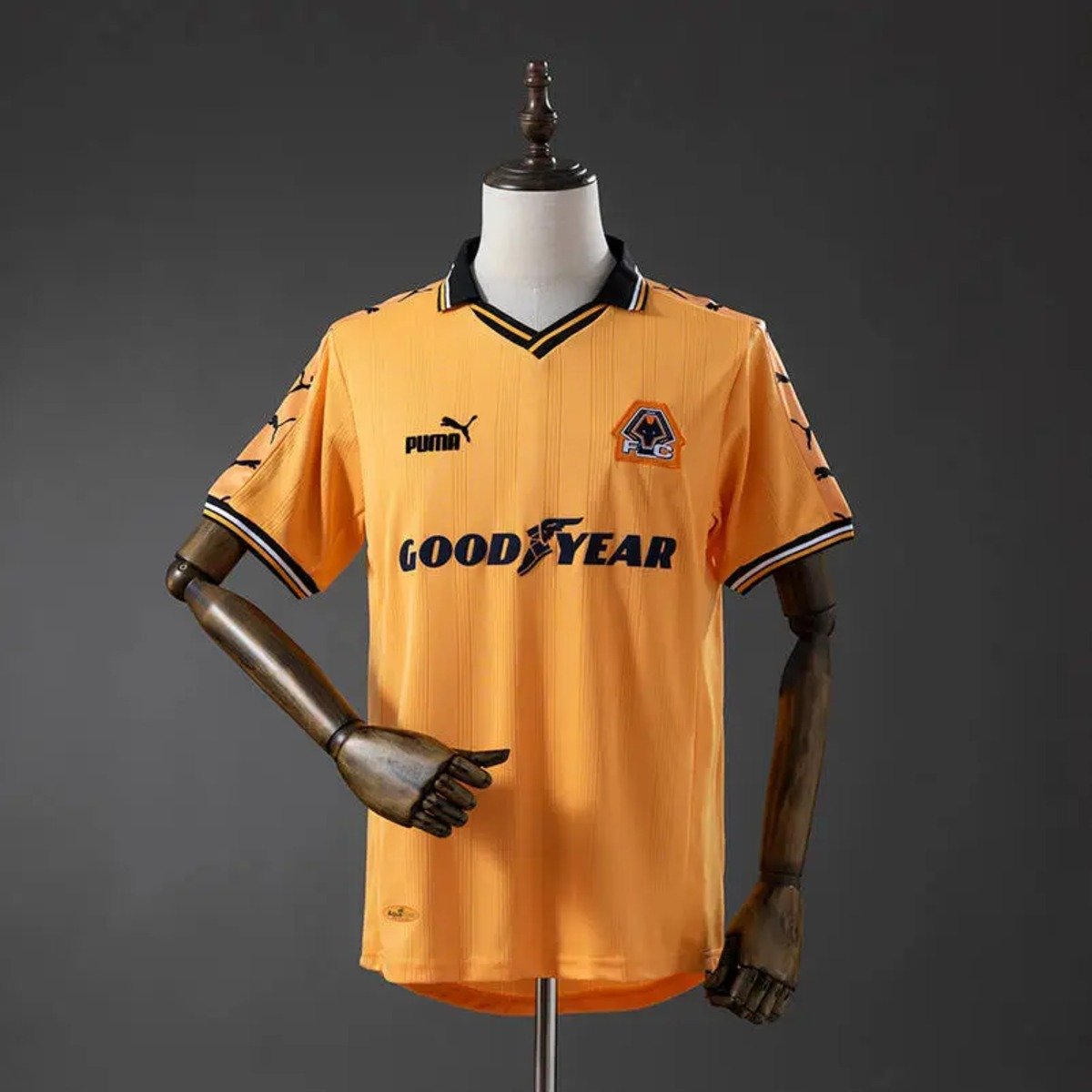 wolves 98 99 home retro jersey 001 2.jpg wolves 98 99 home retro jersey 001 2.jpg