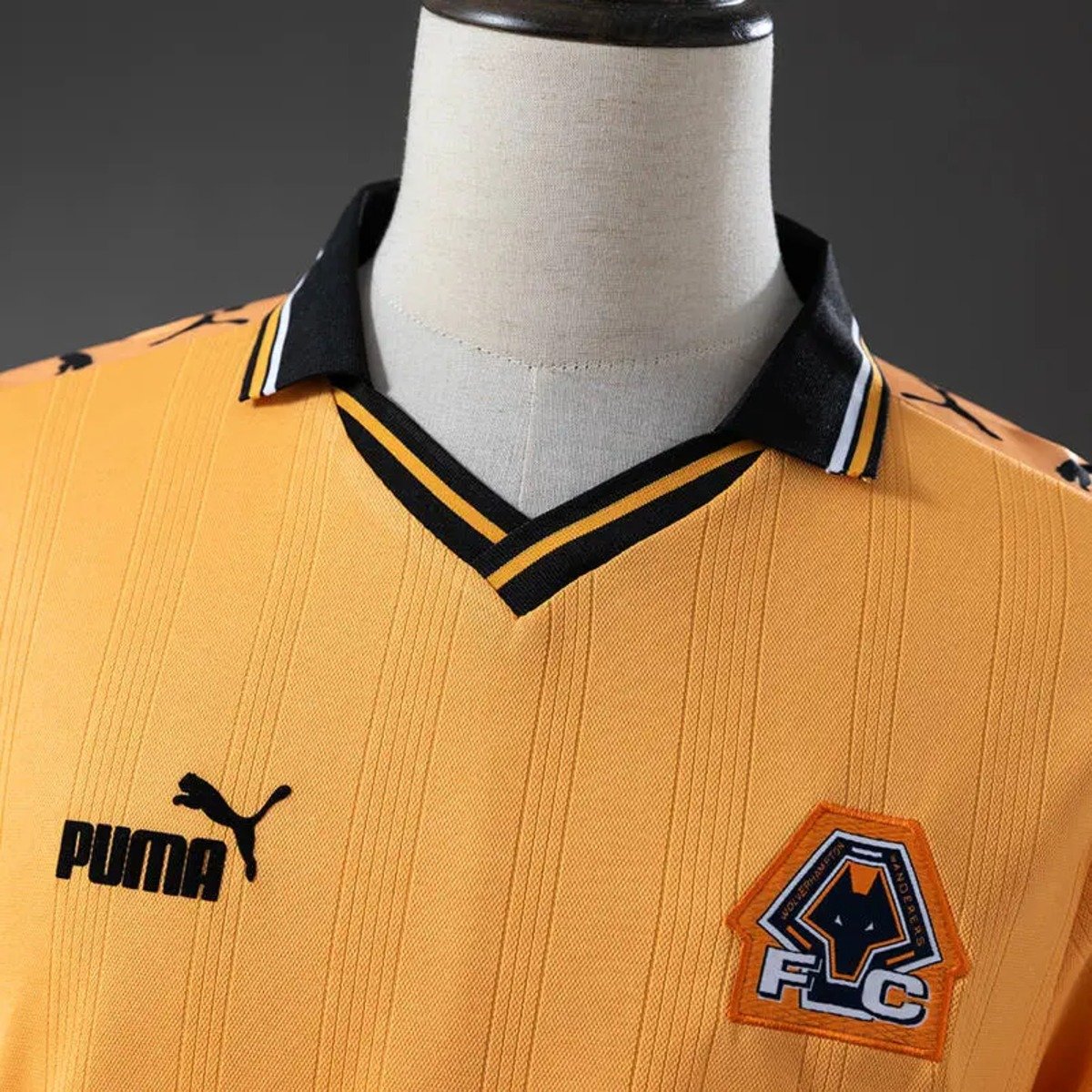 wolves 98 99 home retro jersey 007 2.jpg wolves 98 99 home retro jersey 007 2.jpg